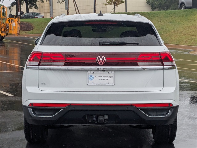 2025 Volkswagen Atlas Cross Sport SE Technology photo 2