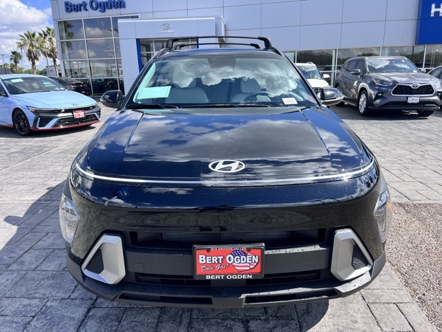 2026 Hyundai Kona SEL photo 2