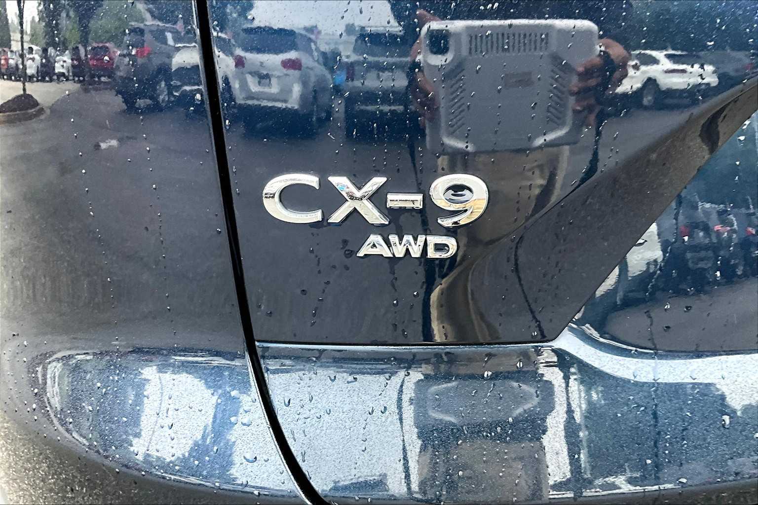 2022 Mazda CX-9 Touring photo 26