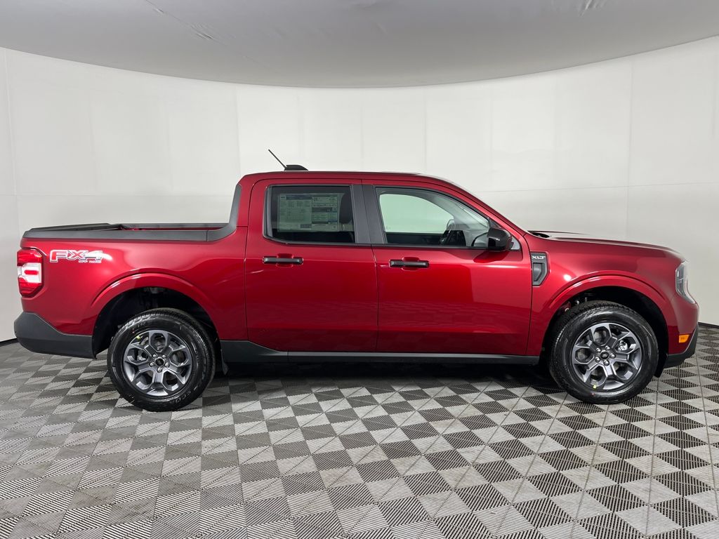 2025 Ford Maverick XLT photo 4