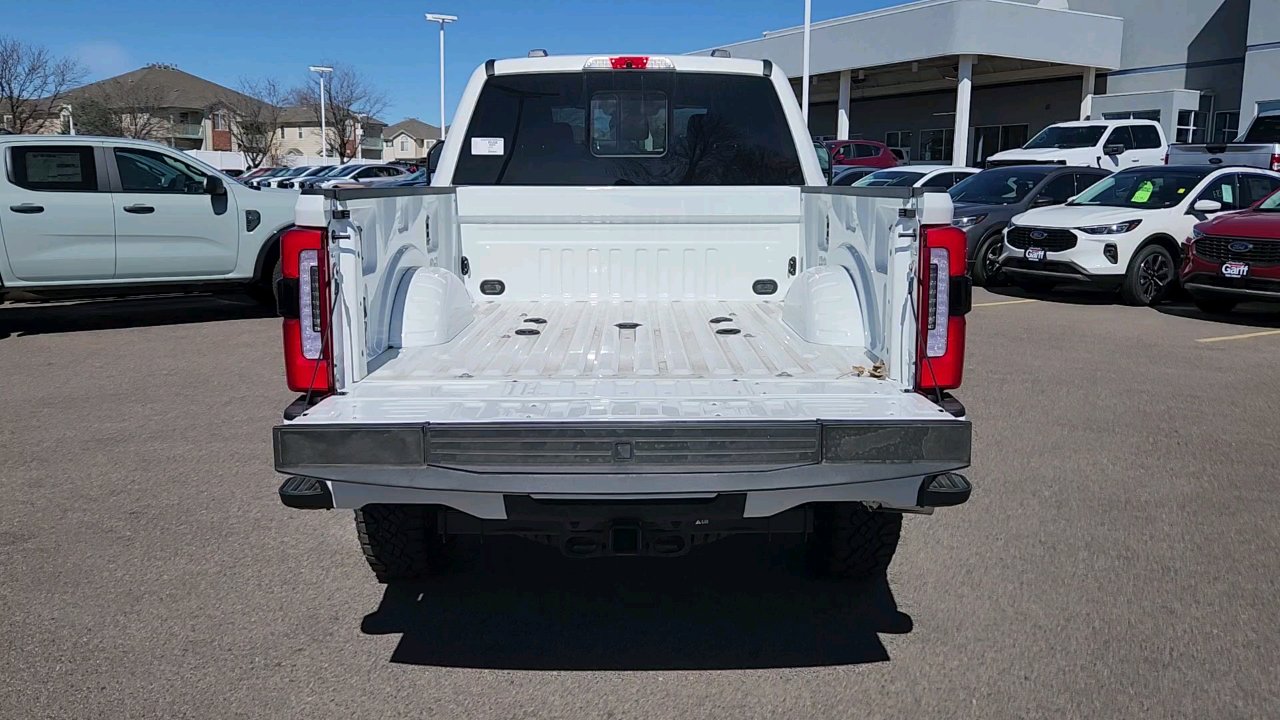 2025 Ford F-350 Platinum photo 22