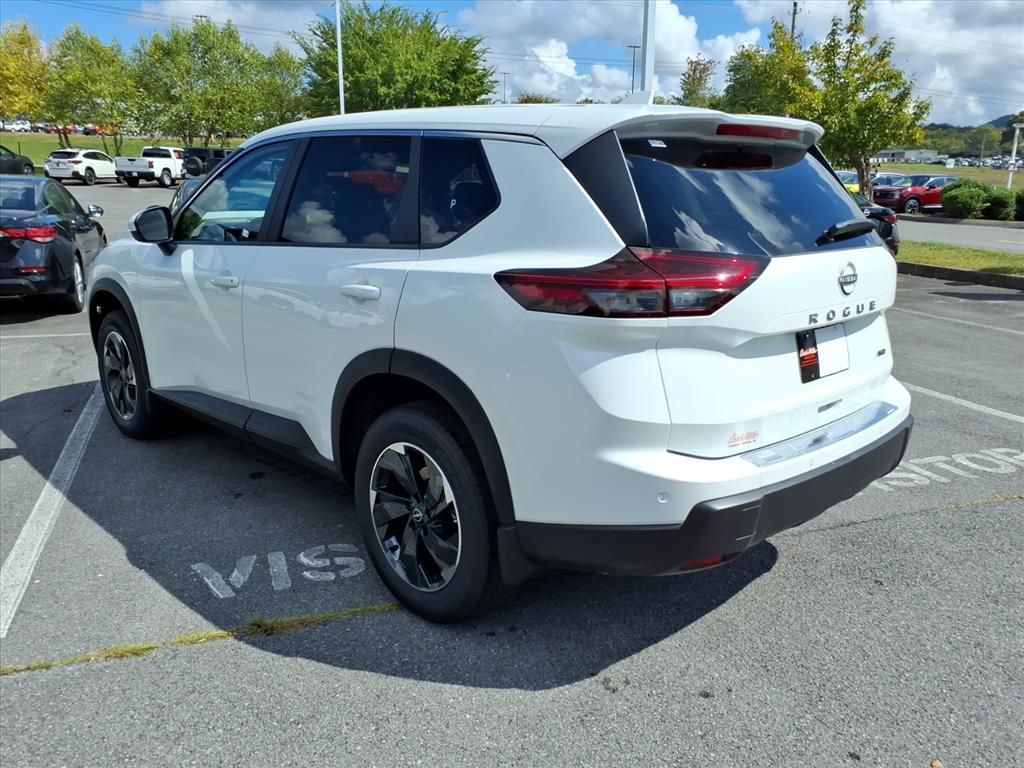 2026 Nissan Rogue SV photo 4
