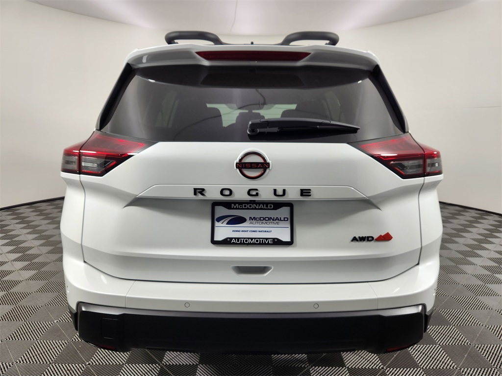 2026 Nissan Rogue SV photo 3