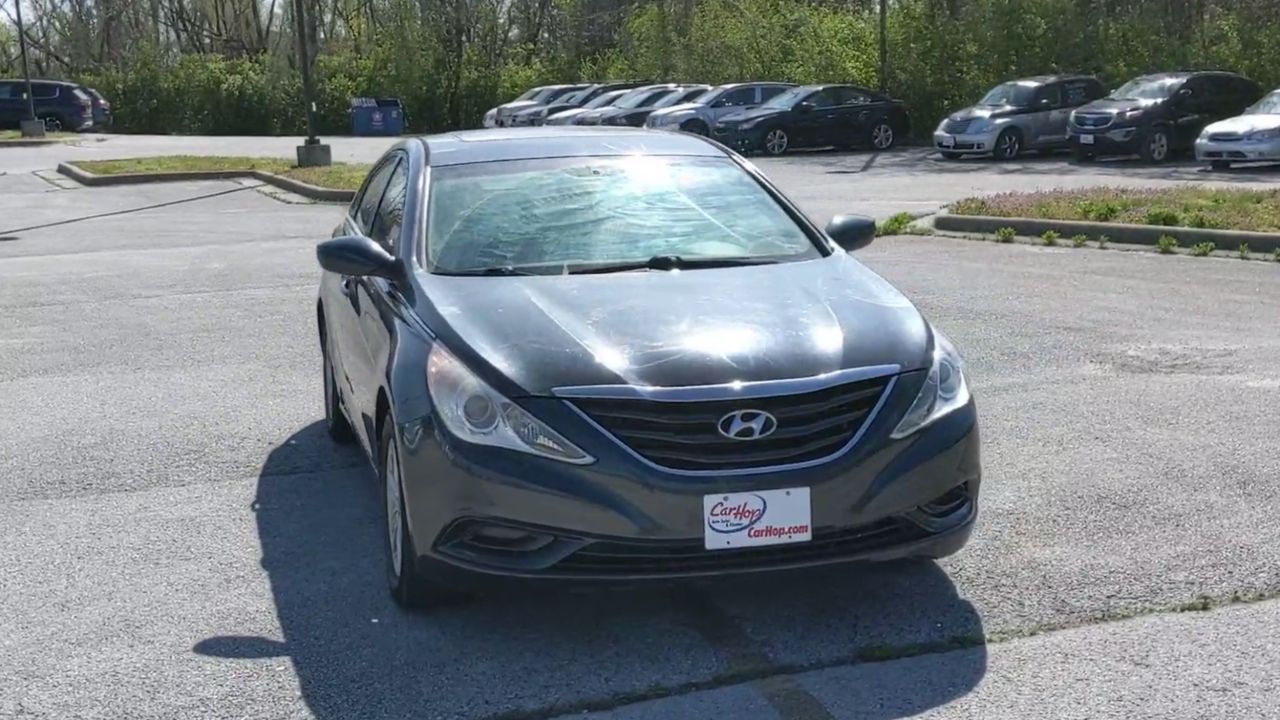2013 Hyundai Sonata GLS photo 3