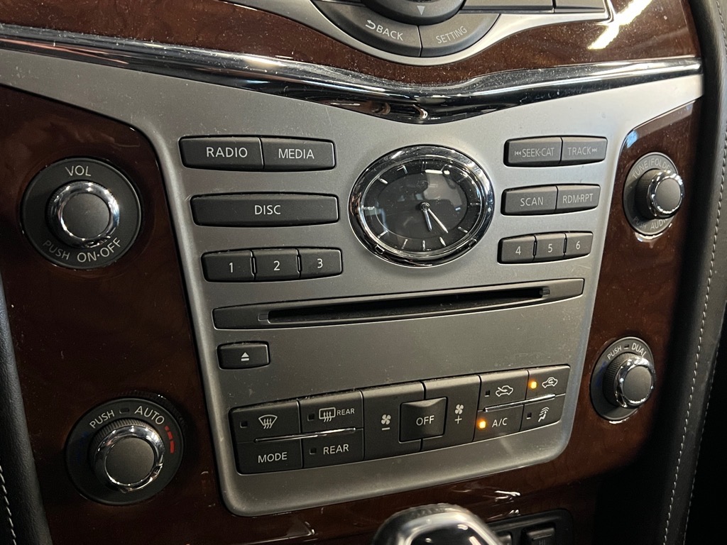 2019 Infiniti QX80 Luxe photo 12