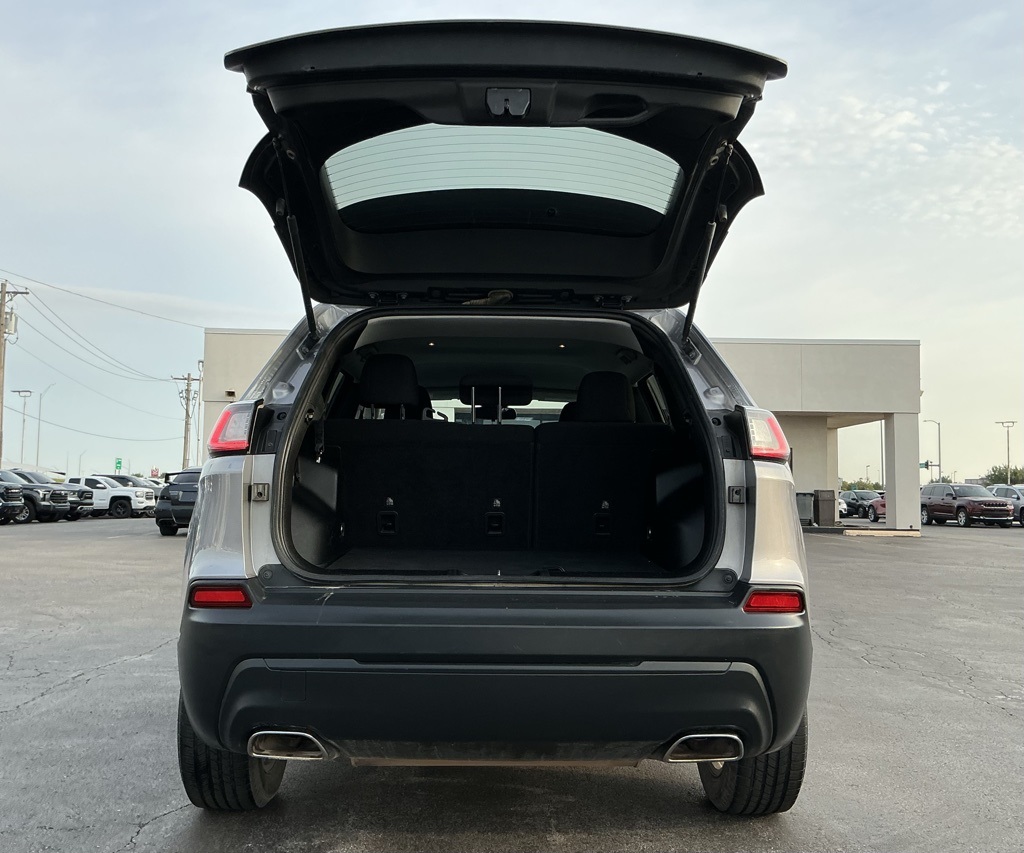 2019 Jeep Cherokee Latitude photo 16