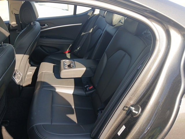 2025 Genesis G70 2.5T photo 25