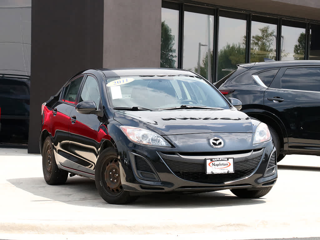 Used 2011 Mazda MAZDA3 i Sport with VIN JM1BL1UF1B1426250 for sale in Naperville, IL