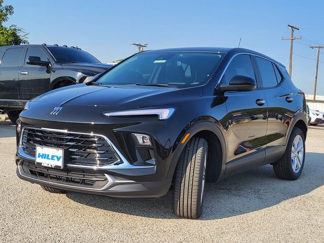 2026 Buick Encore Preferred photo 2