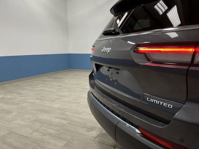 2025 Jeep Grand Cherokee Limited photo 36