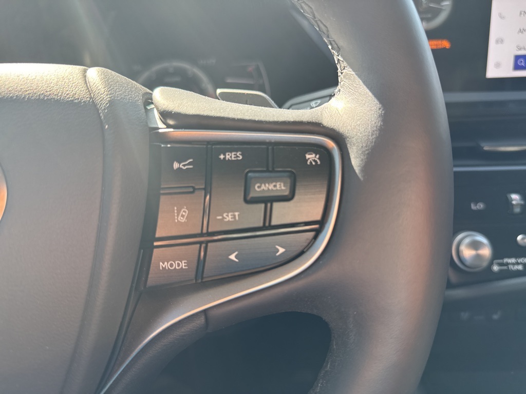 2024 Lexus ES 350 Premium photo 9