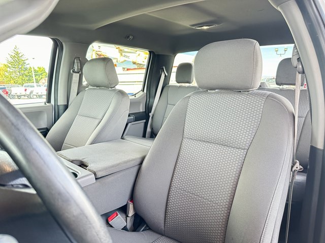 2020 Ford F-150 XLT photo 16