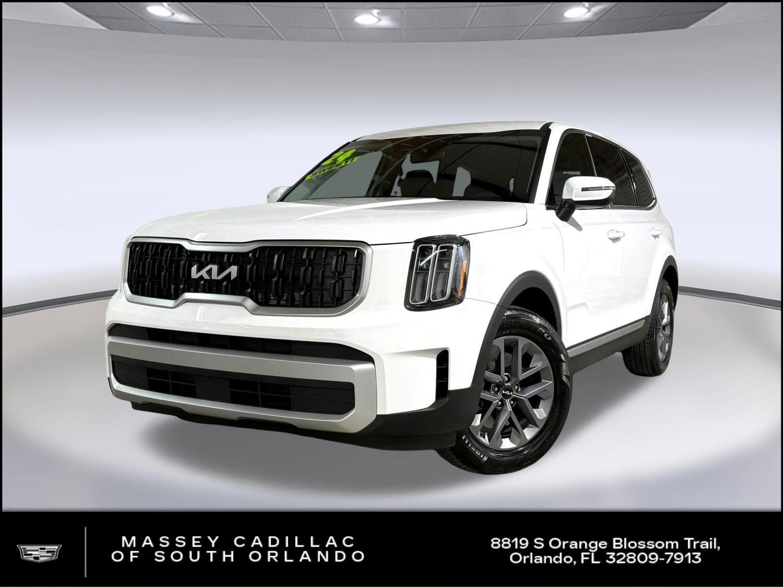 2024 Kia Telluride LX's photo