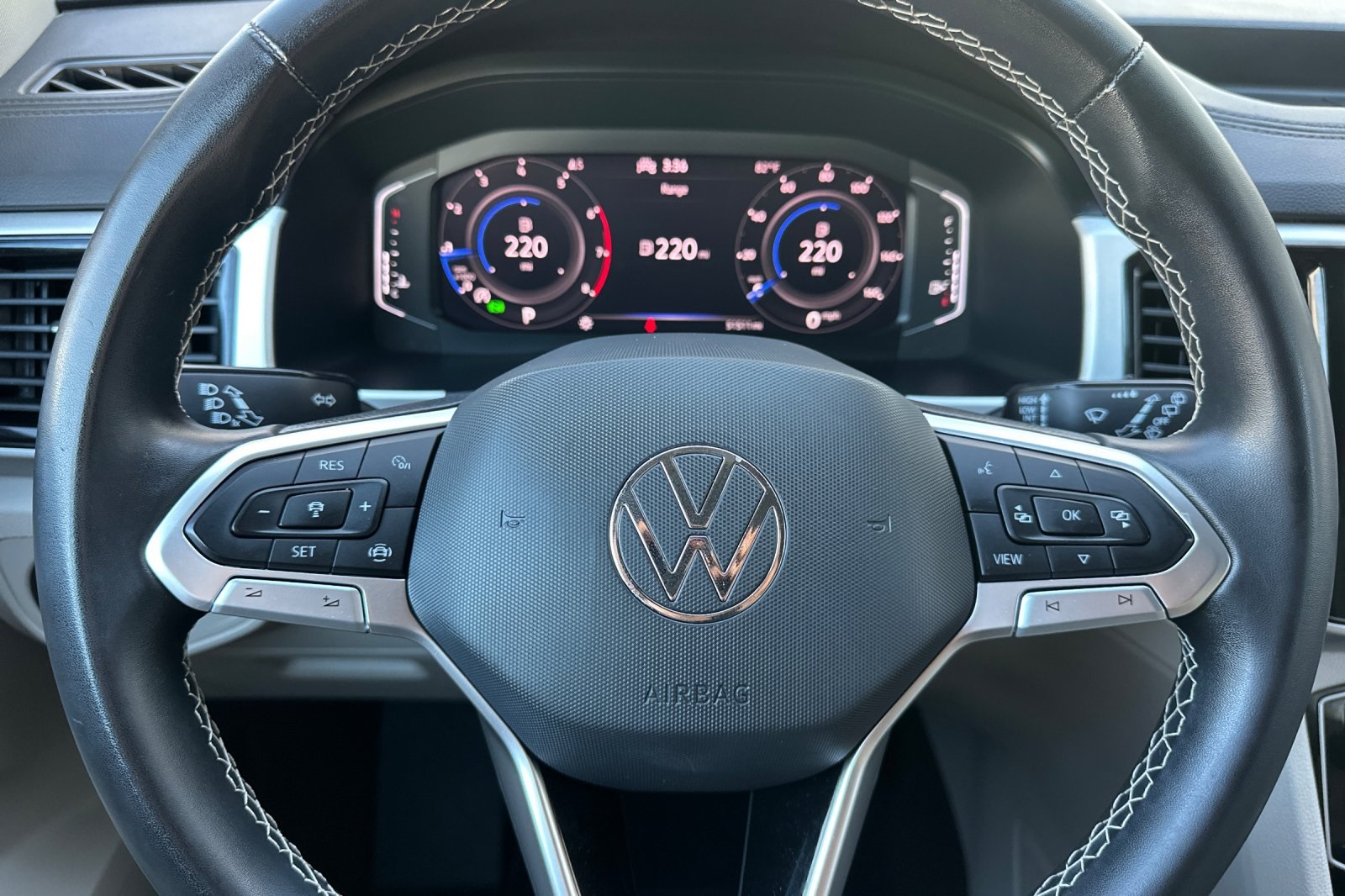 2022 Volkswagen Atlas SE Technology photo 24