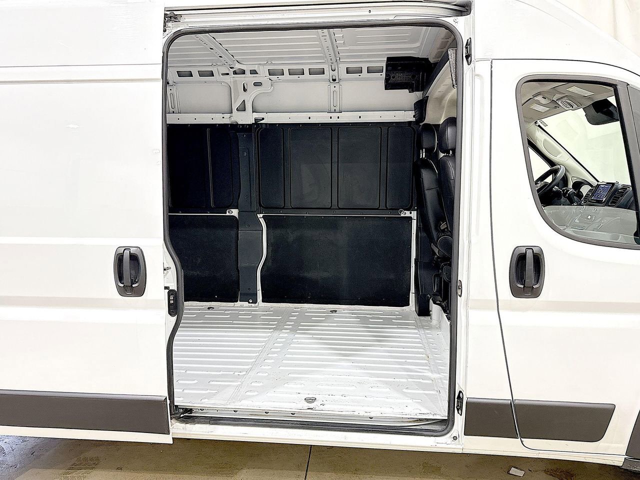 2023 Ram ProMaster 2500 photo 18