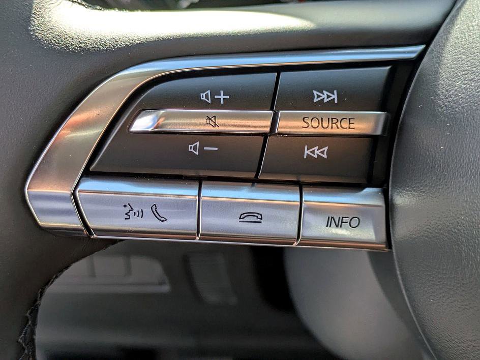 2025 Mazda CX-50 2.5 Select photo 13