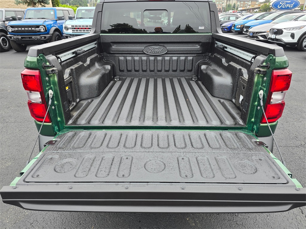2025 Ford Maverick Lariat photo 12