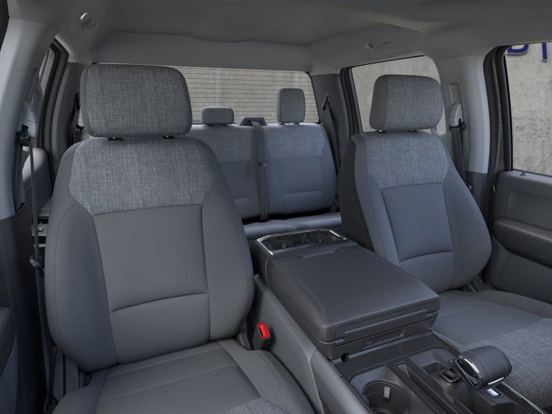 2025 Ford F-150 Lightning XLT photo 2