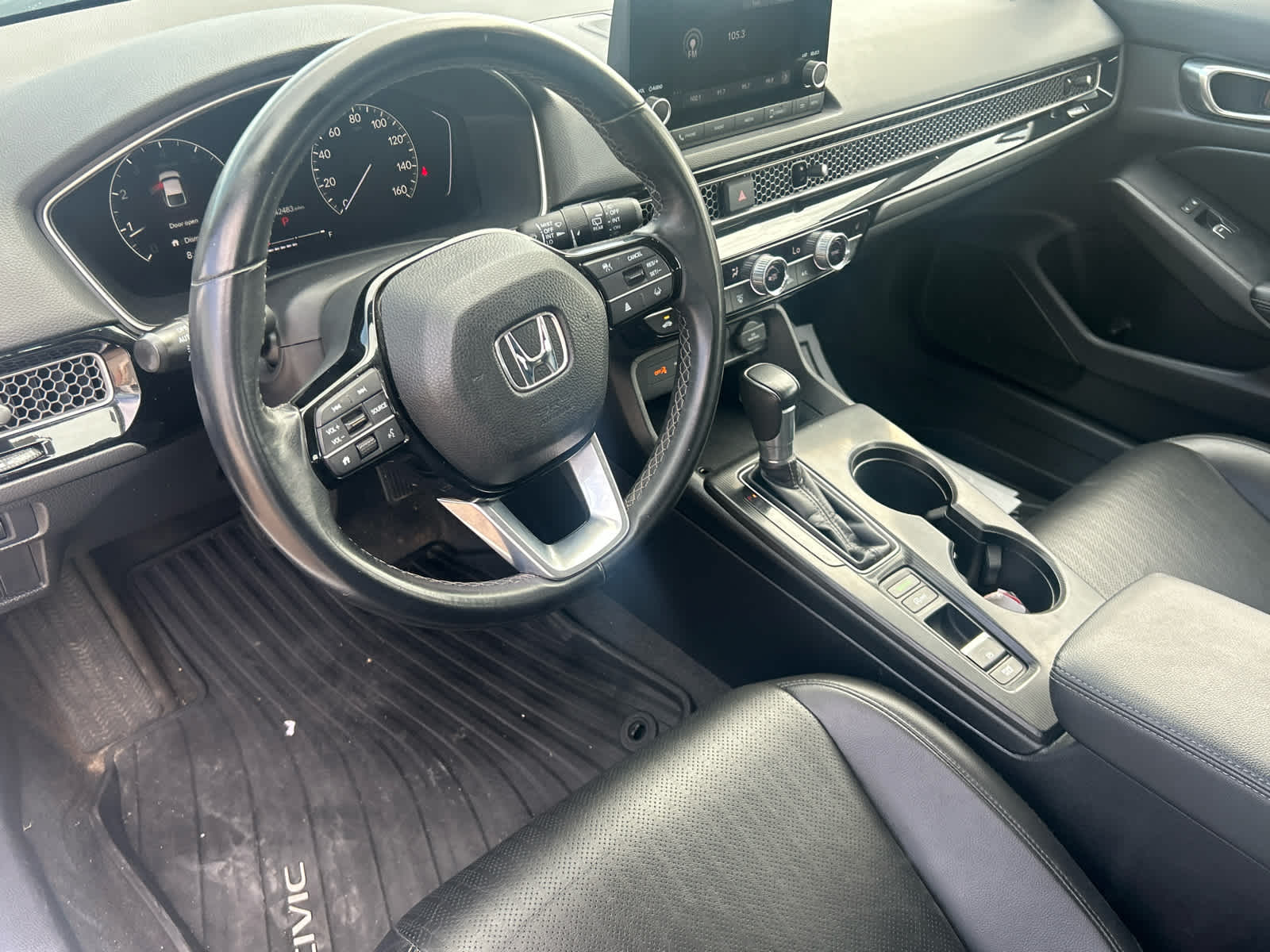 2024 Honda Civic Hatchback EX-L photo 10