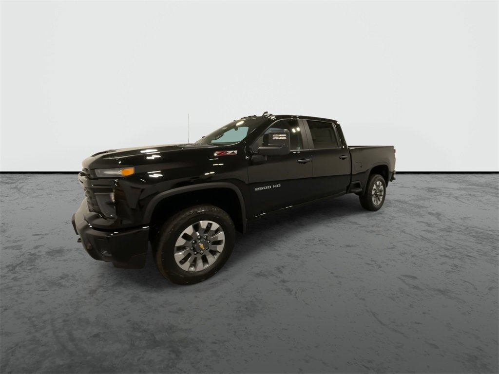 2026 Chevrolet Silverado 2500HD Custom photo 4