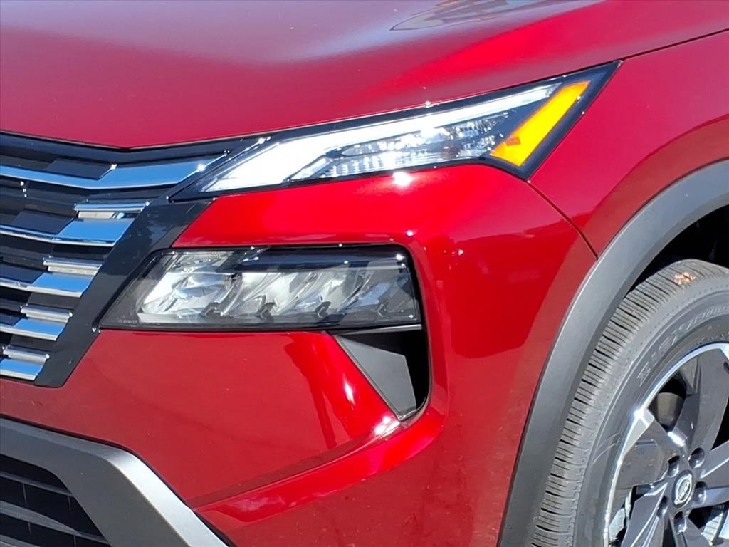 2026 Nissan Rogue SV photo 4