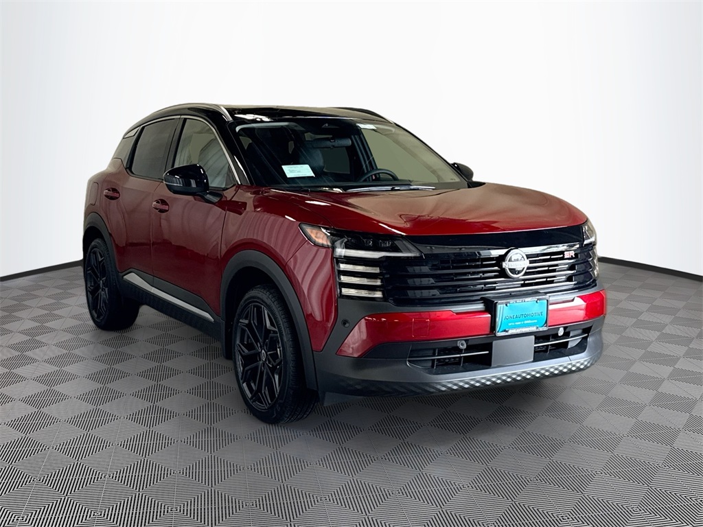 2025 Nissan Kicks SR photo 2