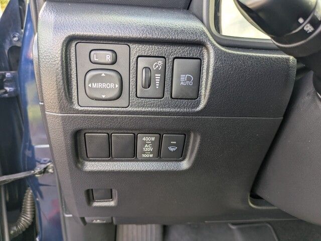 2023 Toyota 4Runner SR5 photo 22