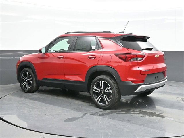 2026 Chevrolet Trailblazer LT photo 2