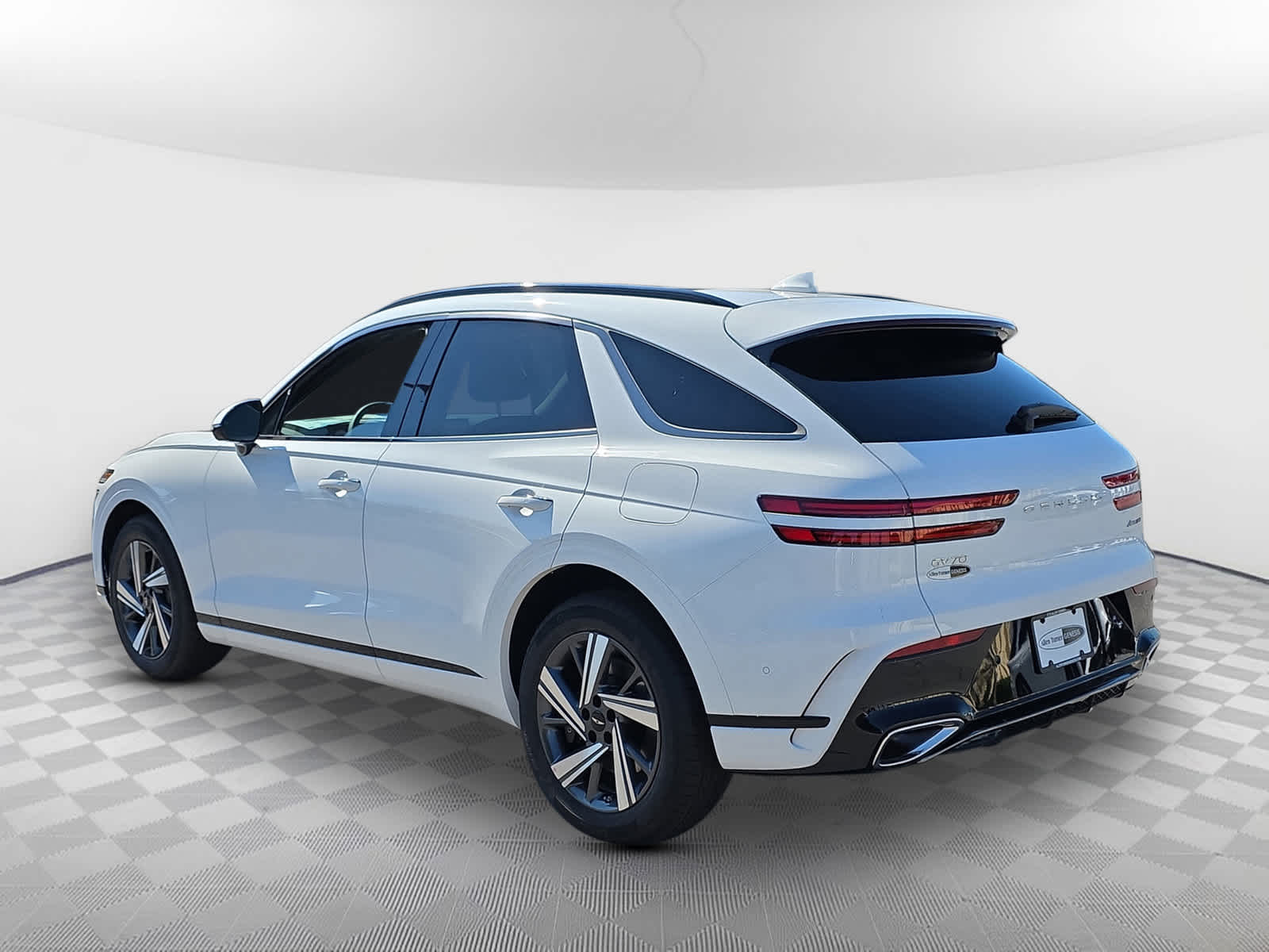 2026 Genesis GV70 3.5T Sport Advanced photo 4