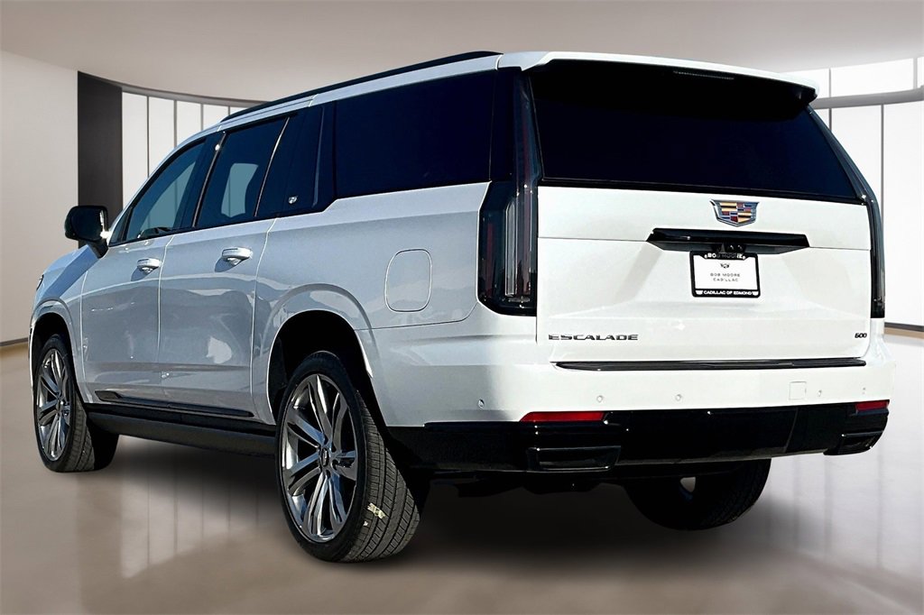 2026 Cadillac Escalade ESV Sport photo 3