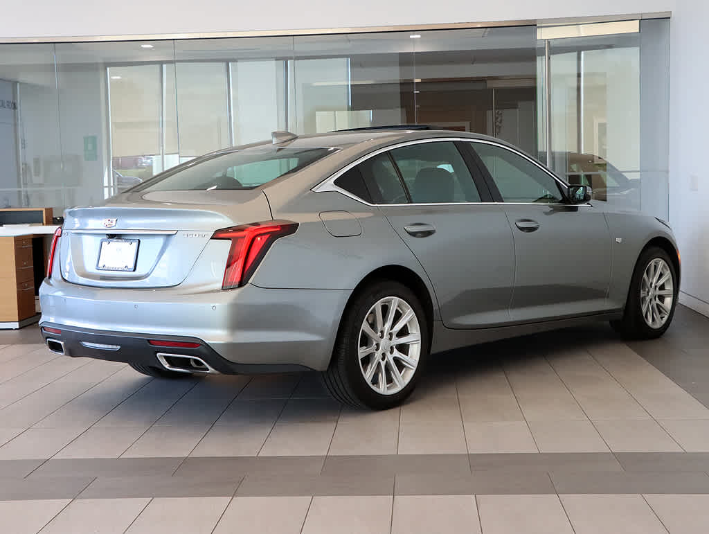 2023 Cadillac CT5 Luxury photo 5