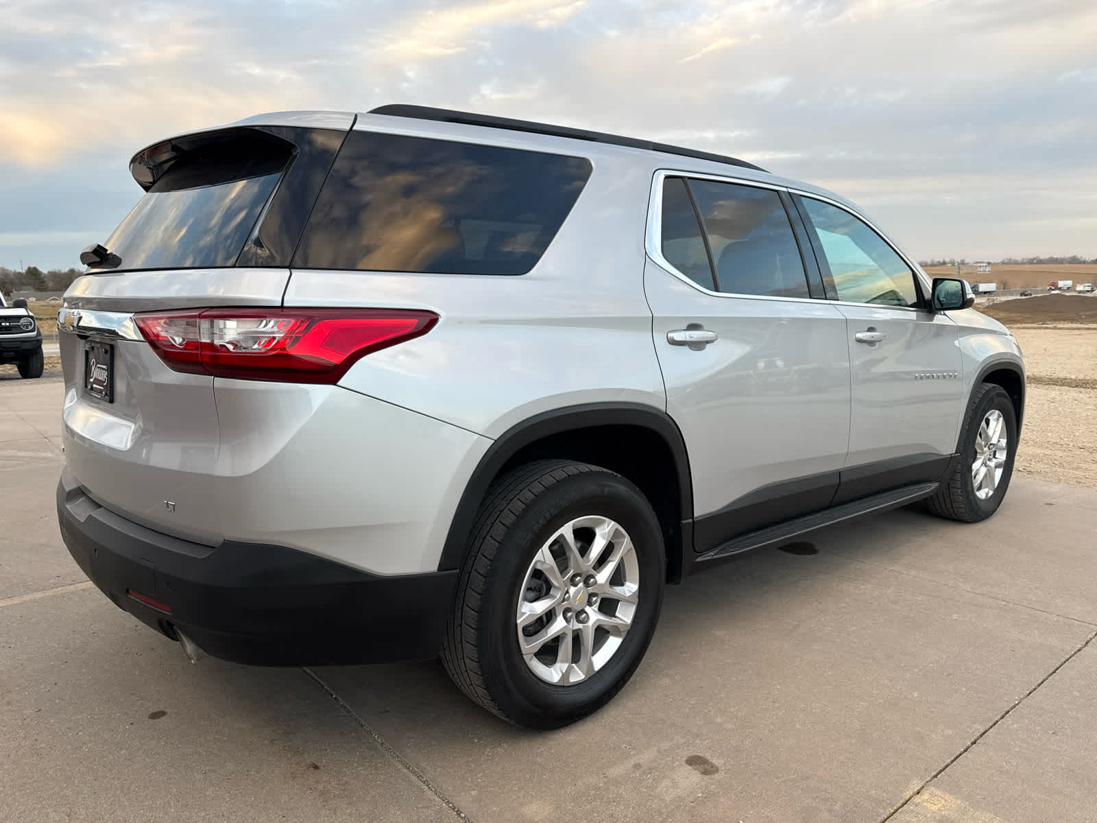2021 Chevrolet Traverse Leather photo 4