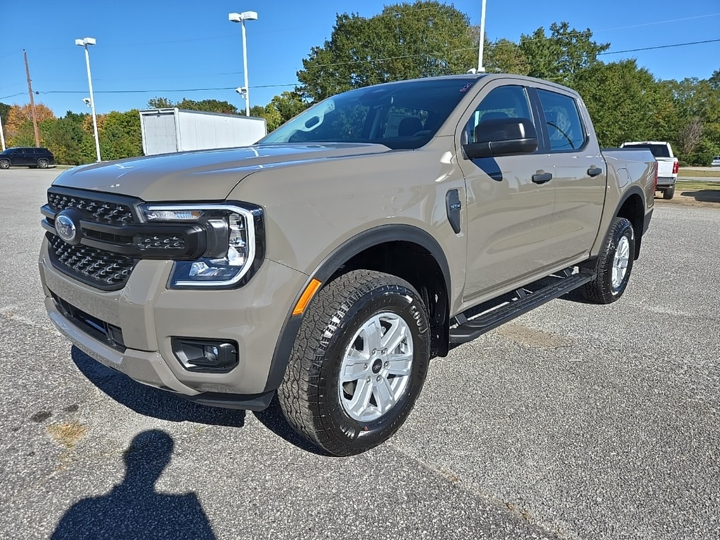 2025 Ford Ranger XL's photo