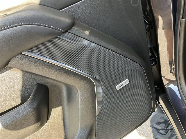 2023 Chevrolet Suburban Z71 photo 15