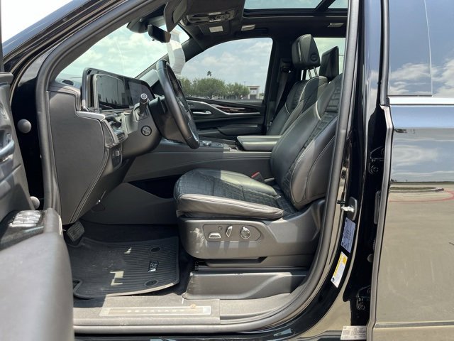 2022 Cadillac Escalade ESV Premium Luxury Platinum photo 10
