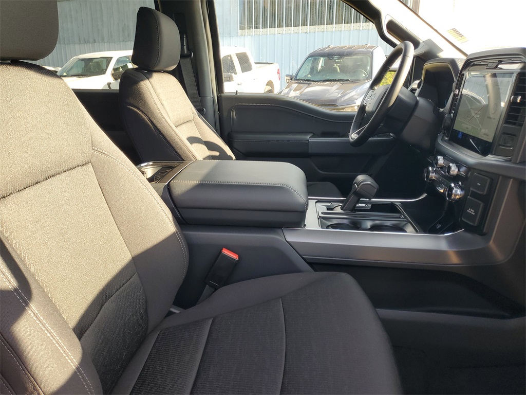2025 Ford F-150 XLT photo 31