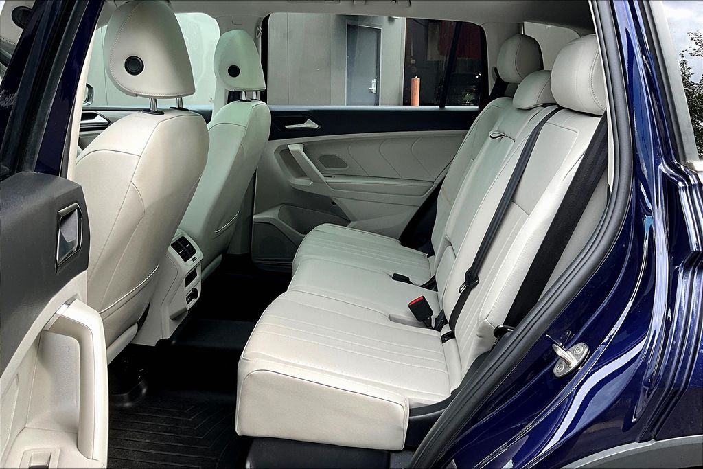 2022 Volkswagen Tiguan SE photo 22