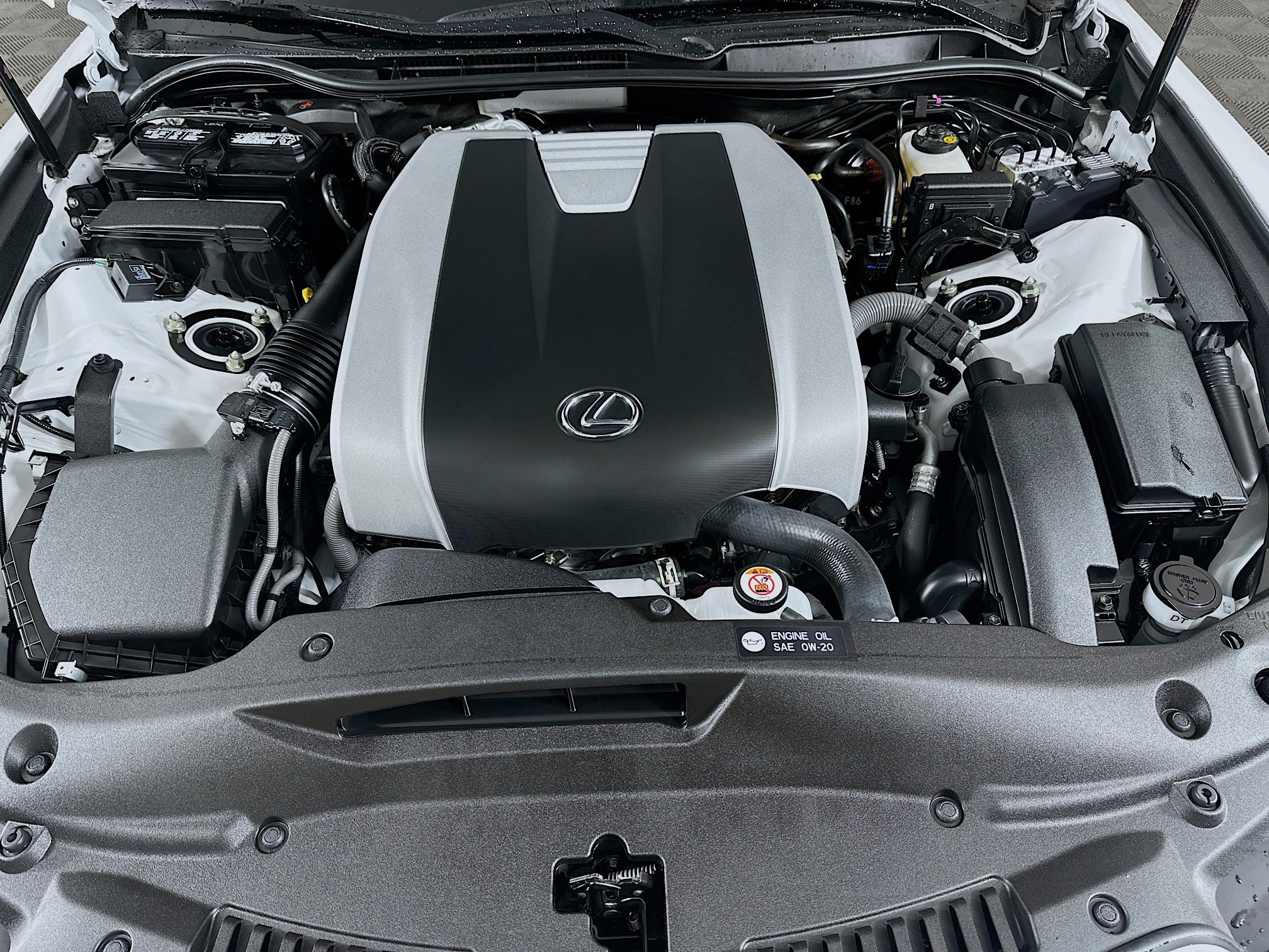 2022 Lexus IS 350 F SPORT AWD photo 28