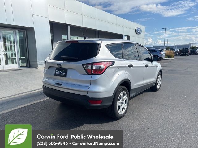 2017 Ford Escape S photo 6