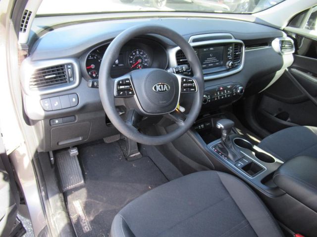 2019 Kia Sorento LX photo 12