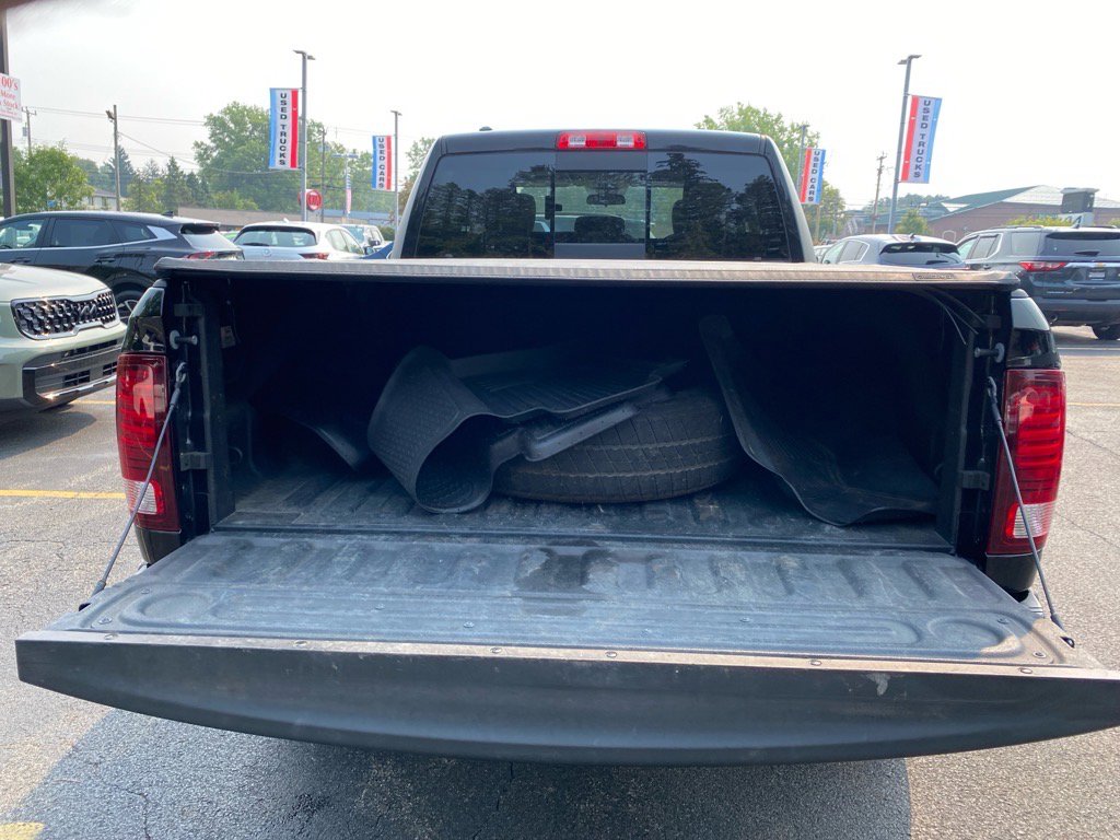 2020 Ram 1500 Classic Warlock photo 21