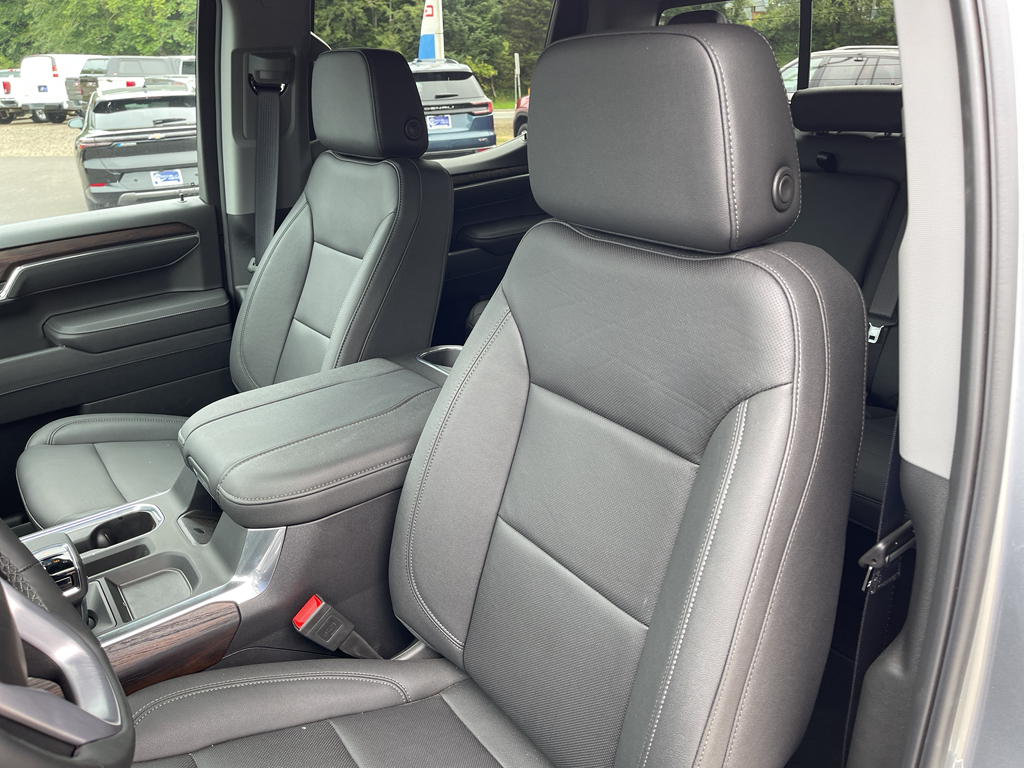 2025 Gmc Sierra 1500 SLT photo 18