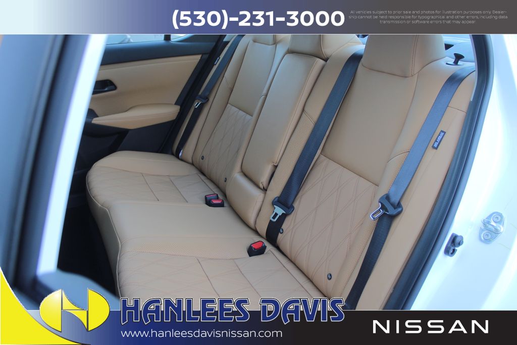 2025 Nissan Sentra SV photo 13