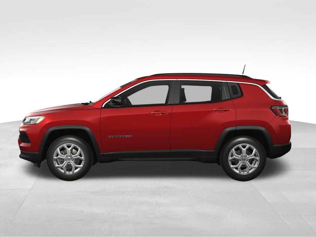 2025 Jeep Compass Latitude photo 3