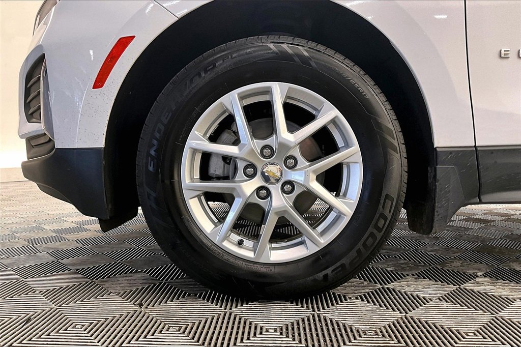 2023 Chevrolet Equinox LT photo 7