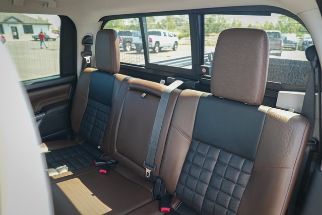 2018 Nissan Titan Platinum Reserve photo 27