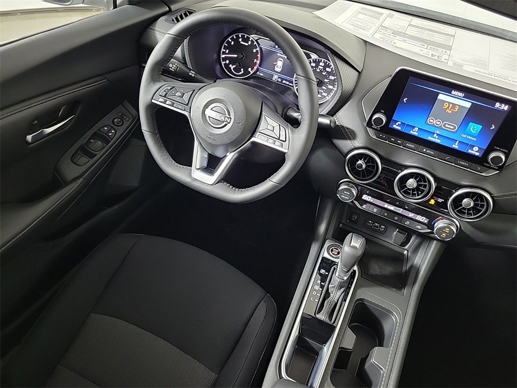 2025 Nissan Sentra SV photo 12