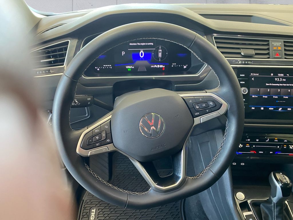 2024 Volkswagen Tiguan SE photo 9