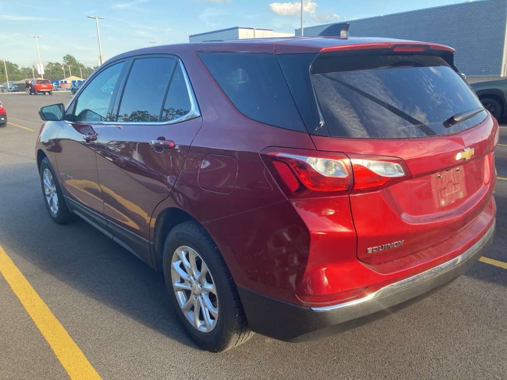 2019 Chevrolet Equinox LT photo 3