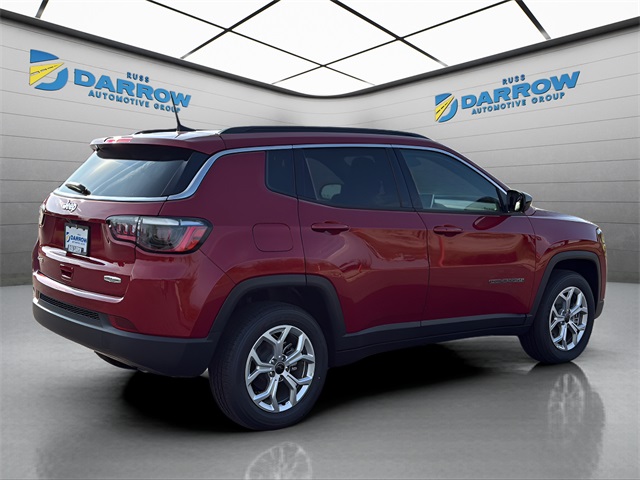 2025 Jeep Compass Latitude photo 4